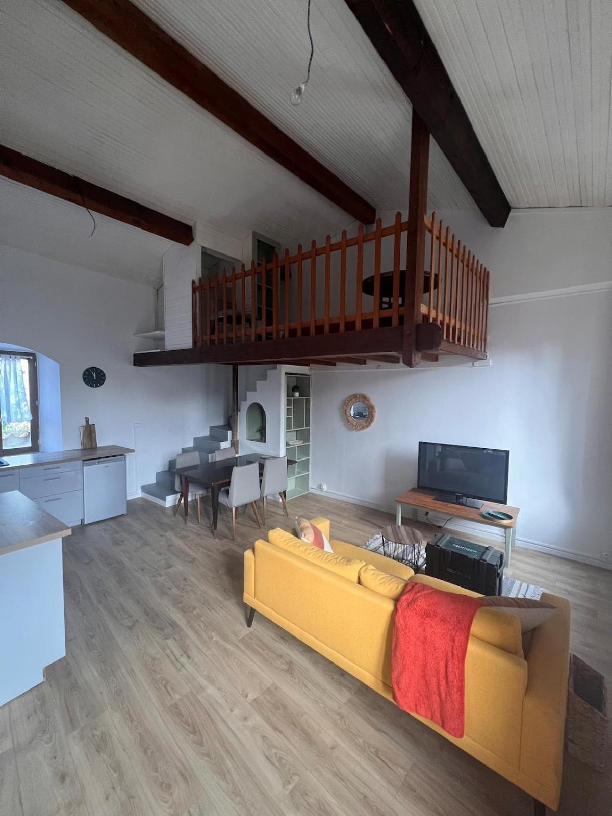 Studio With Mezzanine Прад Екстер'єр фото